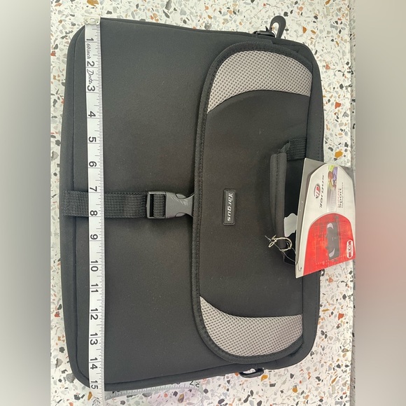 Targus Black and Gray Laptop Bag with Front Flap Closure - Picture 15 of 16